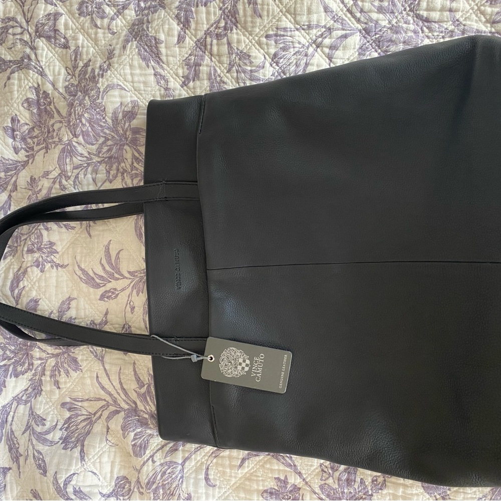 Vince Camuto black leather tote (NWT)